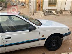Peugeot 405